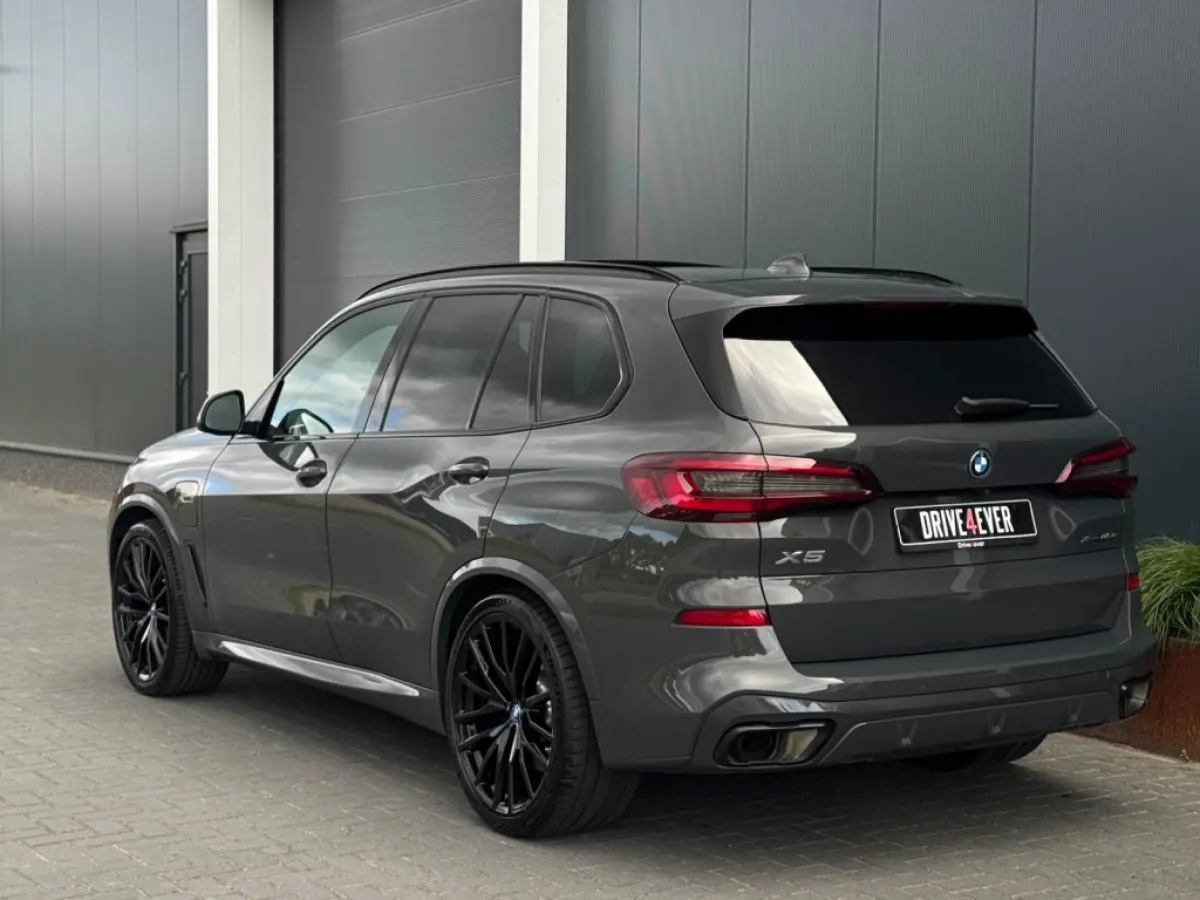 xDrive45e M PACK M23 FULL PANO NAVI CAMERA LEDER LED ACC ECC