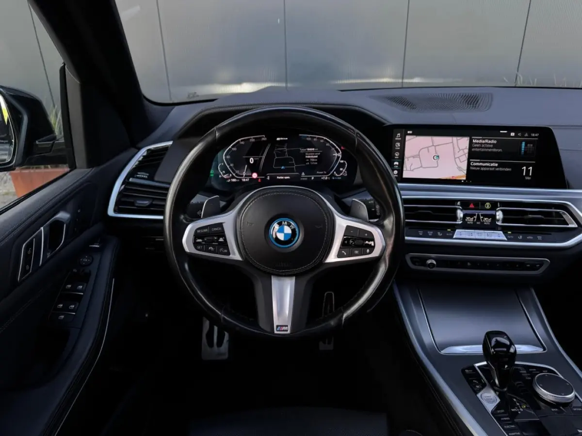 xDrive45e M PACK M23 FULL PANO NAVI CAMERA LEDER LED ACC ECC