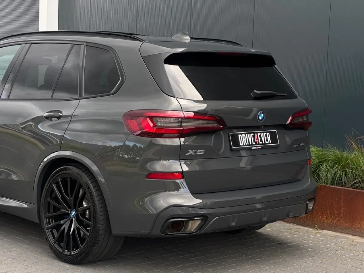 xDrive45e M PACK M23 FULL PANO NAVI CAMERA LEDER LED ACC ECC