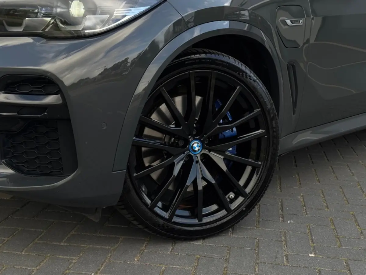 xDrive45e M PACK M23 FULL PANO NAVI CAMERA LEDER LED ACC ECC