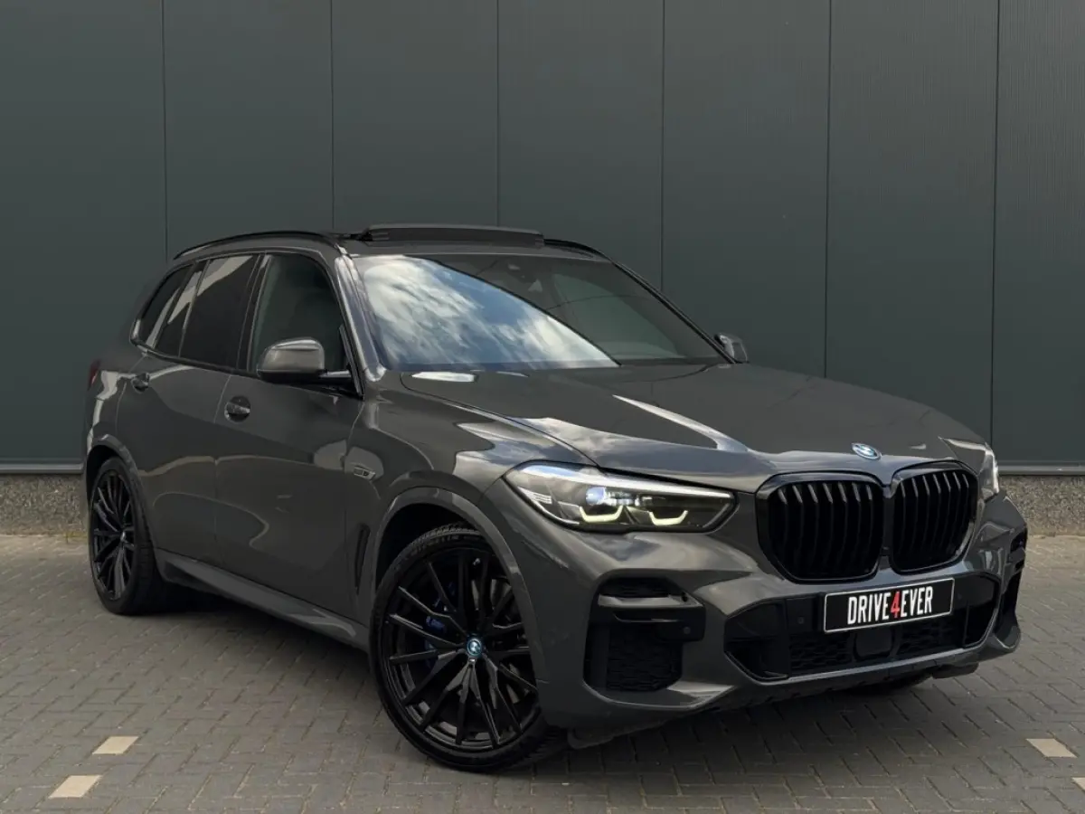 xDrive45e M PACK M23 FULL PANO NAVI CAMERA LEDER LED ACC ECC