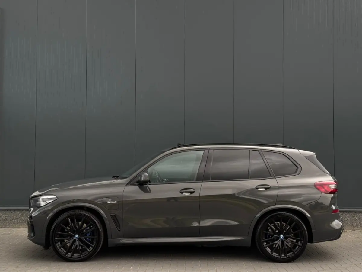 xDrive45e M PACK M23 FULL PANO NAVI CAMERA LEDER LED ACC ECC