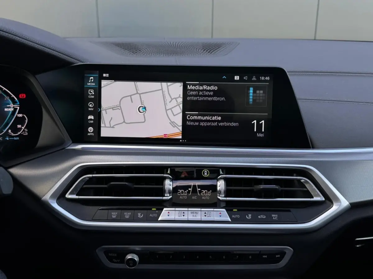 xDrive45e M PACK M23 FULL PANO NAVI CAMERA LEDER LED ACC ECC