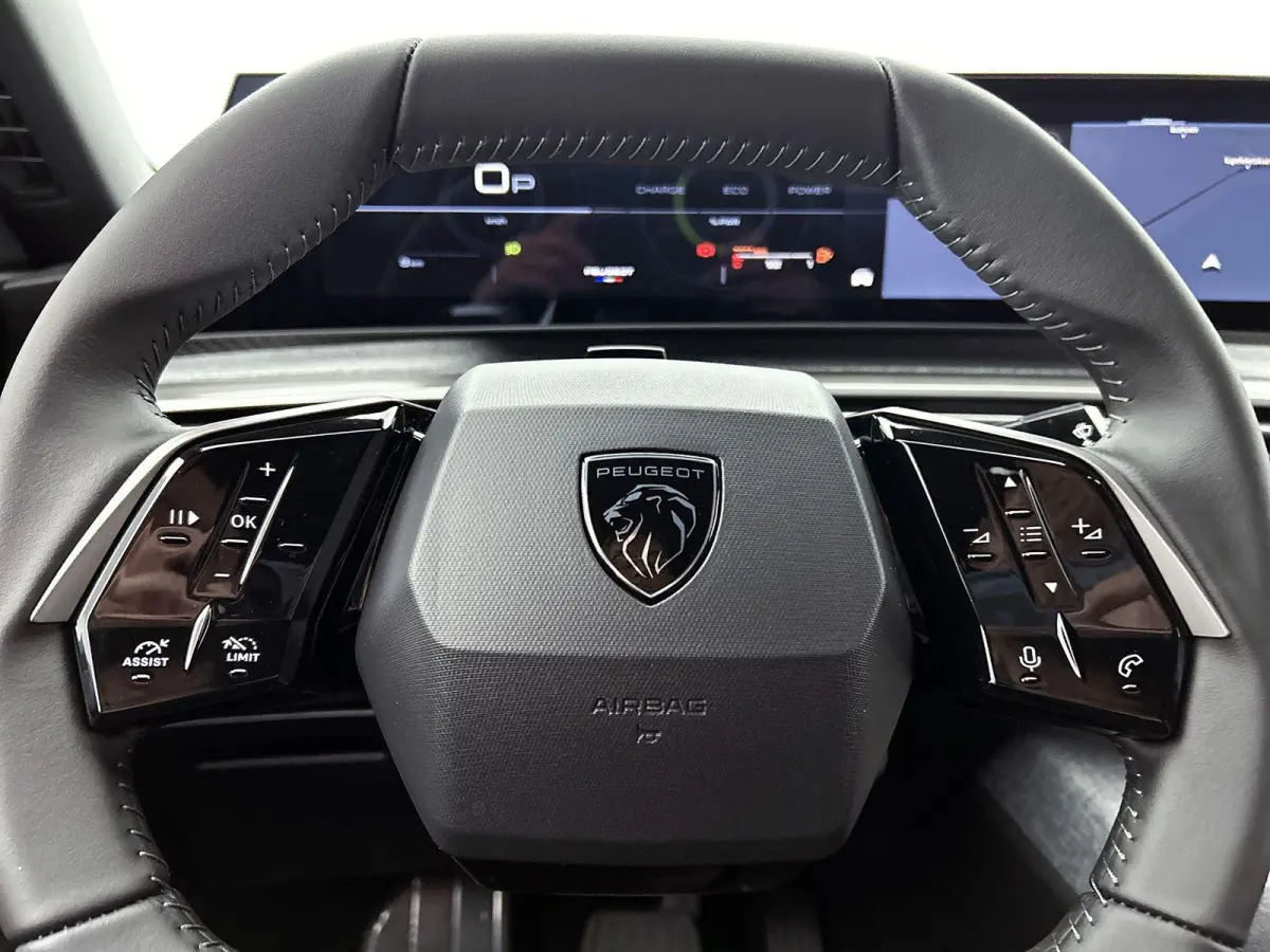 1.2 Hybrid Allure 145pk Automaat |  Navigatie | AGR Stoelen | Achteruitrij Camera | Verwarmbare Voorstoelen | Keyless Entry/Start | Apple Carplay/Android Auto |
