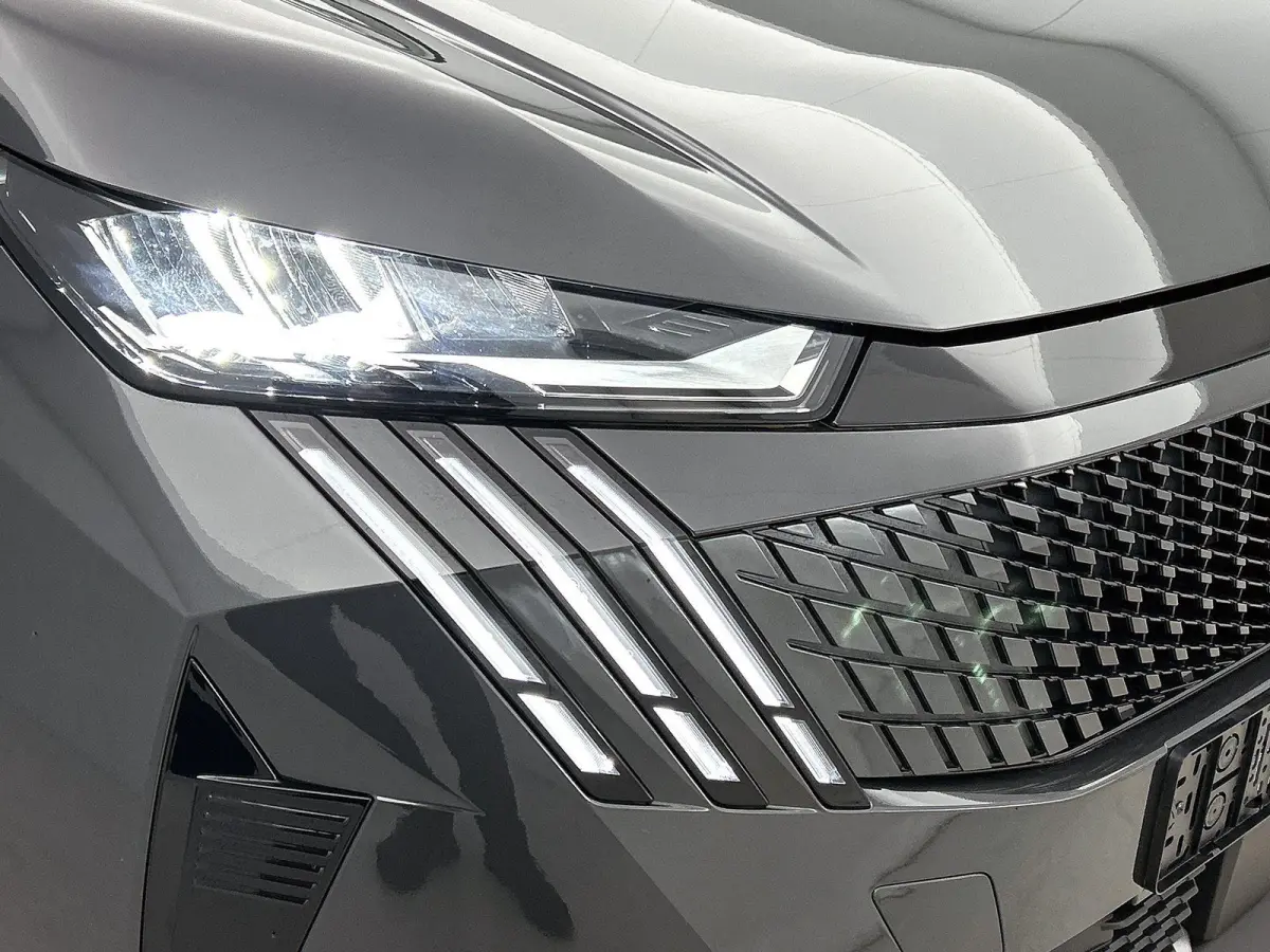 1.2 Hybrid Allure 145pk Automaat |  Navigatie | AGR Stoelen | Achteruitrij Camera | Verwarmbare Voorstoelen | Keyless Entry/Start | Apple Carplay/Android Auto |