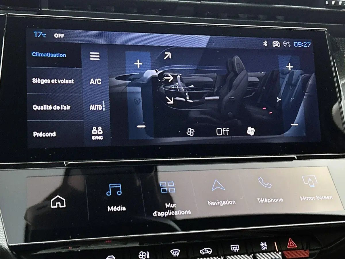 1.6 Plug-in Hybrid GT 195pk Automaat | Alcantara-pakket | 360 Vision & Drive Assist Plus Pack SW | On board charger 7,4 kW | Matrix-LED | 18"LMV |