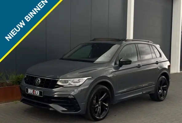 1.4 TSI eHy 3x R line PANO CAMERA NAVI APPLE CARPLAY ACC ECC