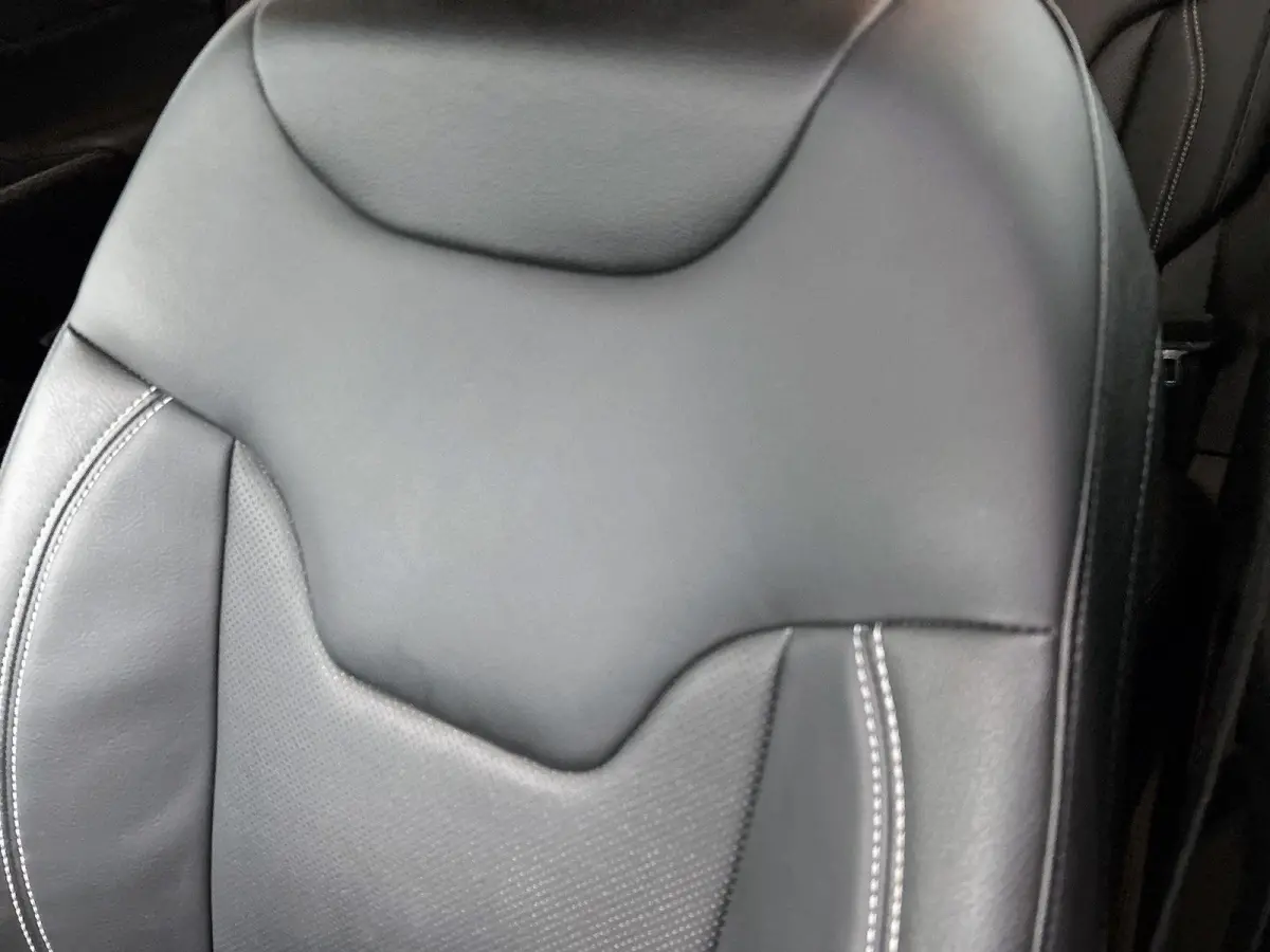 1.5T e-Hybrid Summit 130pk Automaat | Stoelen-pakket | Navigatie via CarPlay Andoird Auto | Adaptieve Cruise Control | 19"LMV | LED | Camera | Leder |