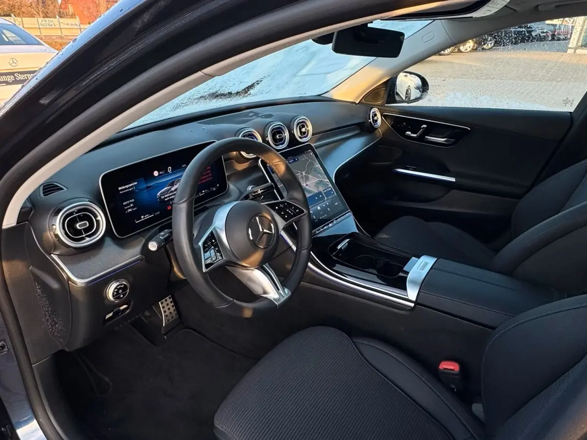 300e AVANTGARDE ** HIGH LED, NAVI+, MEMORY, CAMERA, WINTER ** 1e EIG - Ex MB-AG - UNFALLFREI ** ** INFORMEER OOK NAAR ONZE AANTREKKELIJKE FINANCIAL-LEASE TARIEVEN **