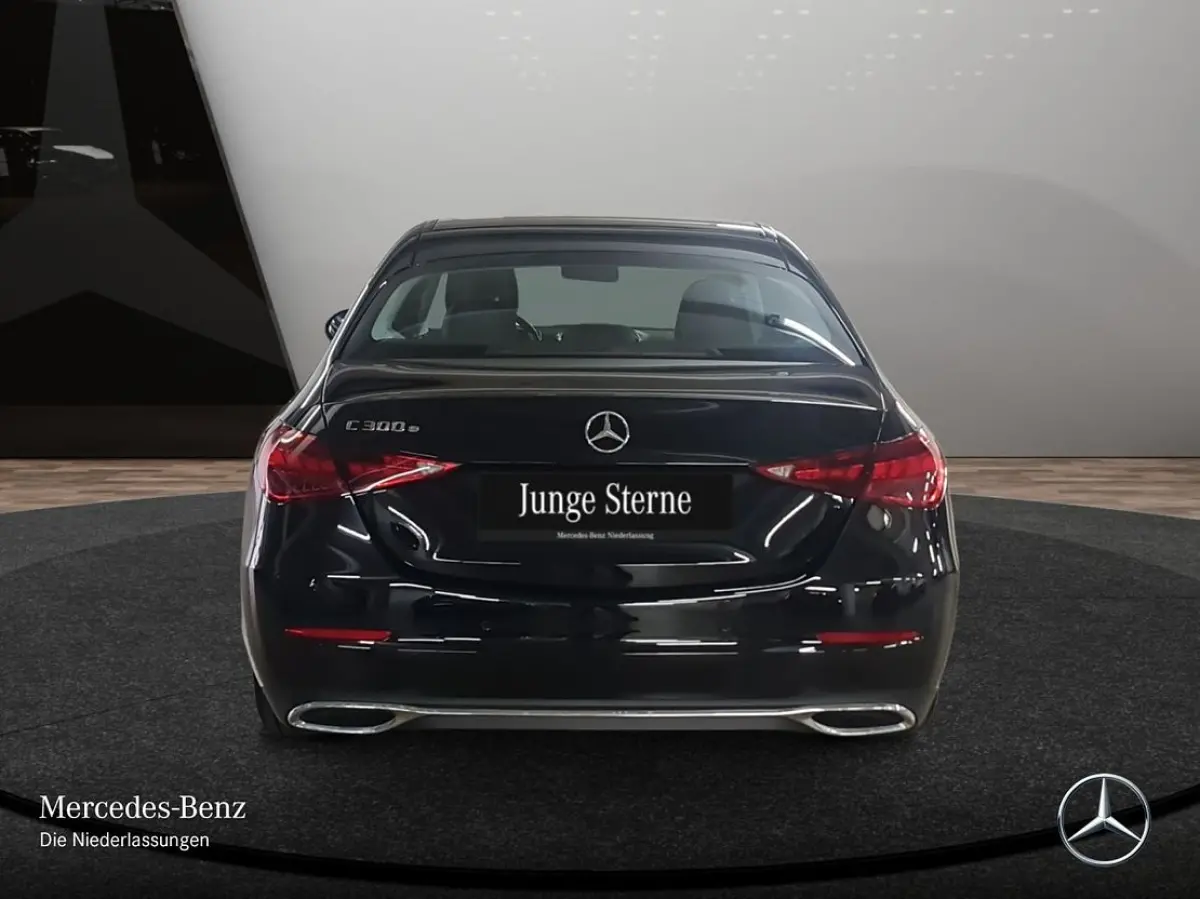 300e AVANTGARDE ** HIGH LED, NAVI+, MEMORY, CAMERA, WINTER ** 1e EIG - Ex MB-AG - UNFALLFREI ** ** INFORMEER OOK NAAR ONZE AANTREKKELIJKE FINANCIAL-LEASE TARIEVEN **