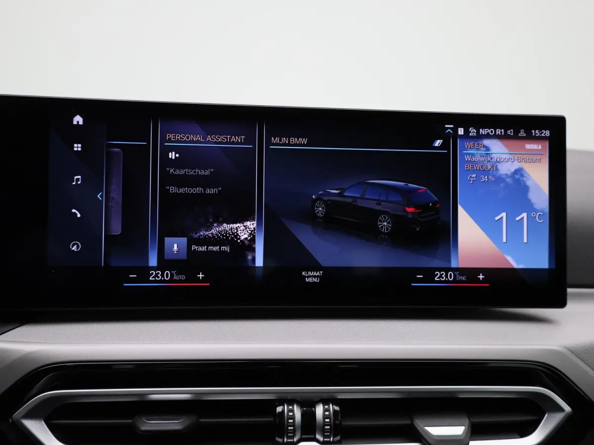 320e | ACHTERUITRIJCAMERA | APPLE CARPLAY - ANDROID AUTO | ELEKTRISCHE KOFFERKLEP | TREKHAAK | NAVIGATIE |