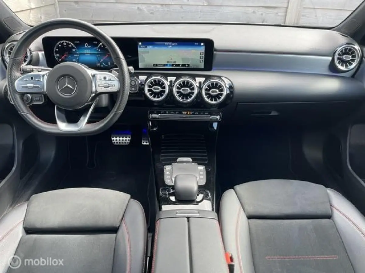180 Business Solution AMG Matrix-Stoelvw-Pano-Camera