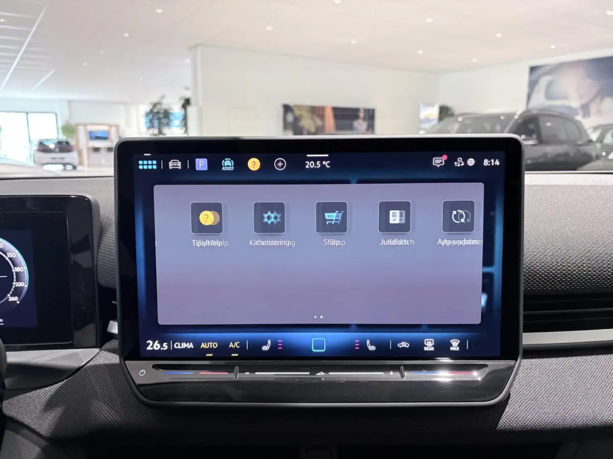 1.5 eTsi Life First Edition 116 PK Automaat | Keyless access | 18" Lichtmetalen velgen | LED koplampen | Apple Carplay | Camera | Android Auto | Climate control | Stoelverwarming | Adaptive 