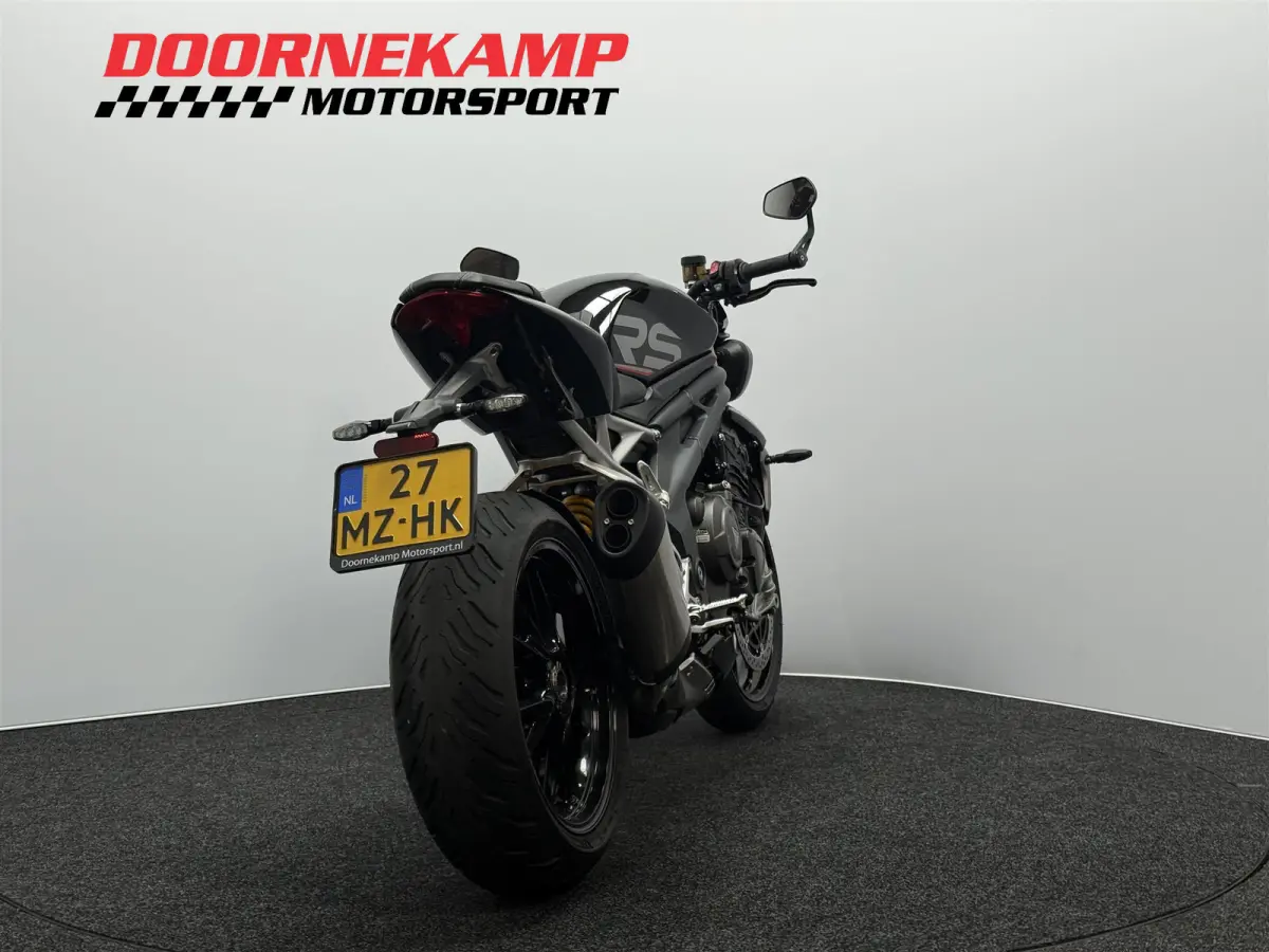 1200 RS