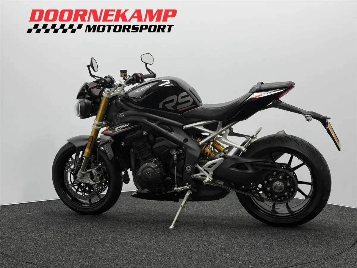 1200 RS