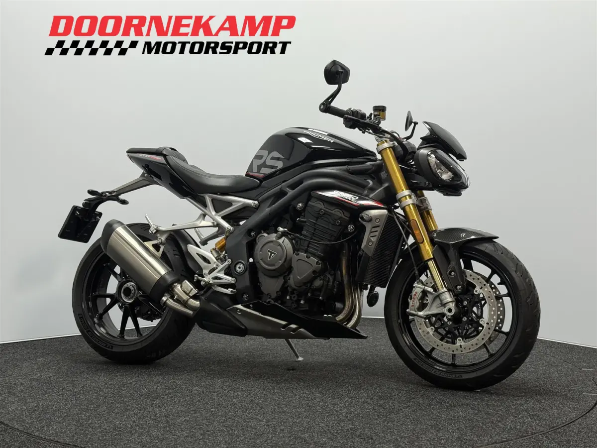 1200 RS
