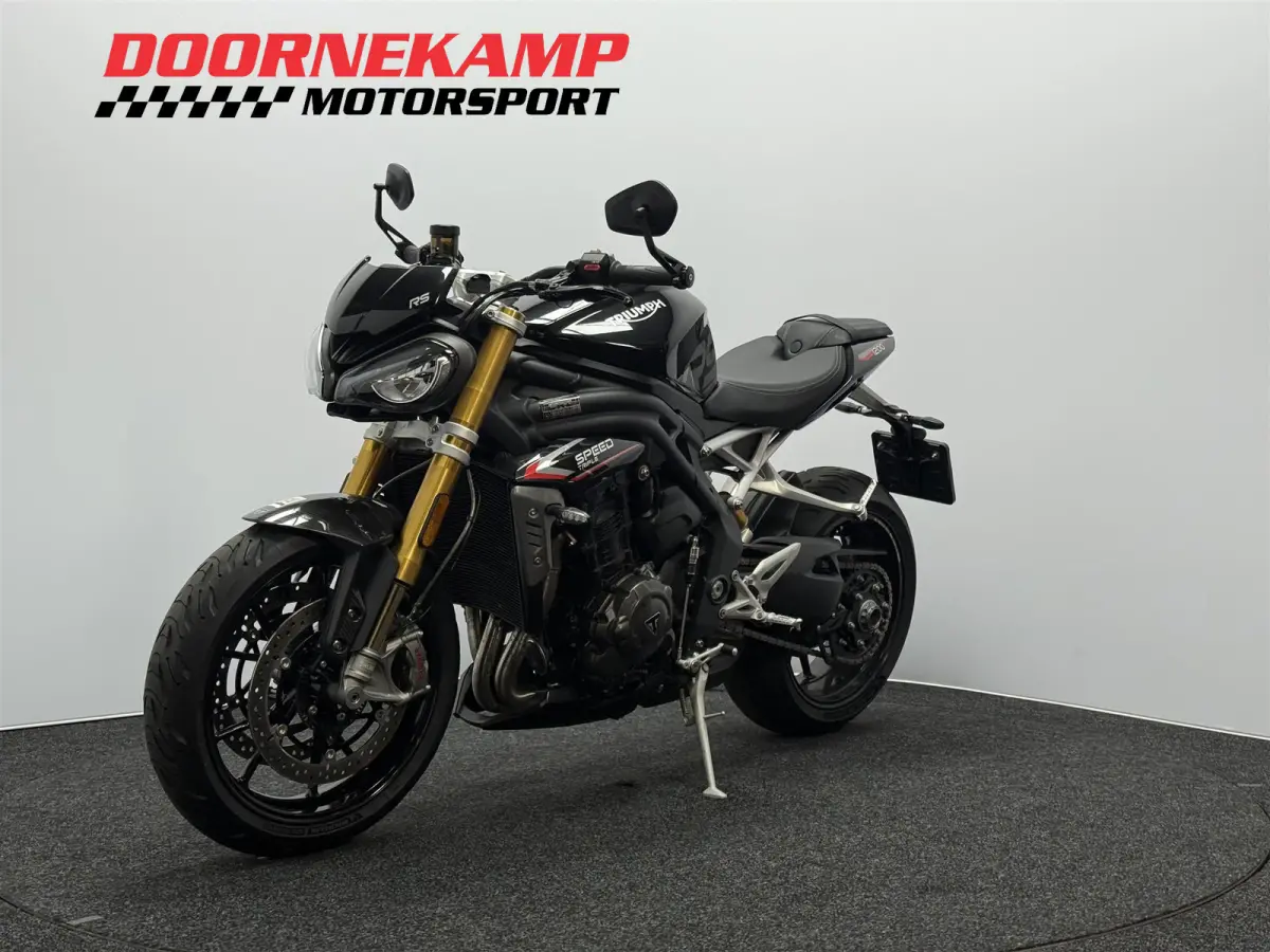 1200 RS
