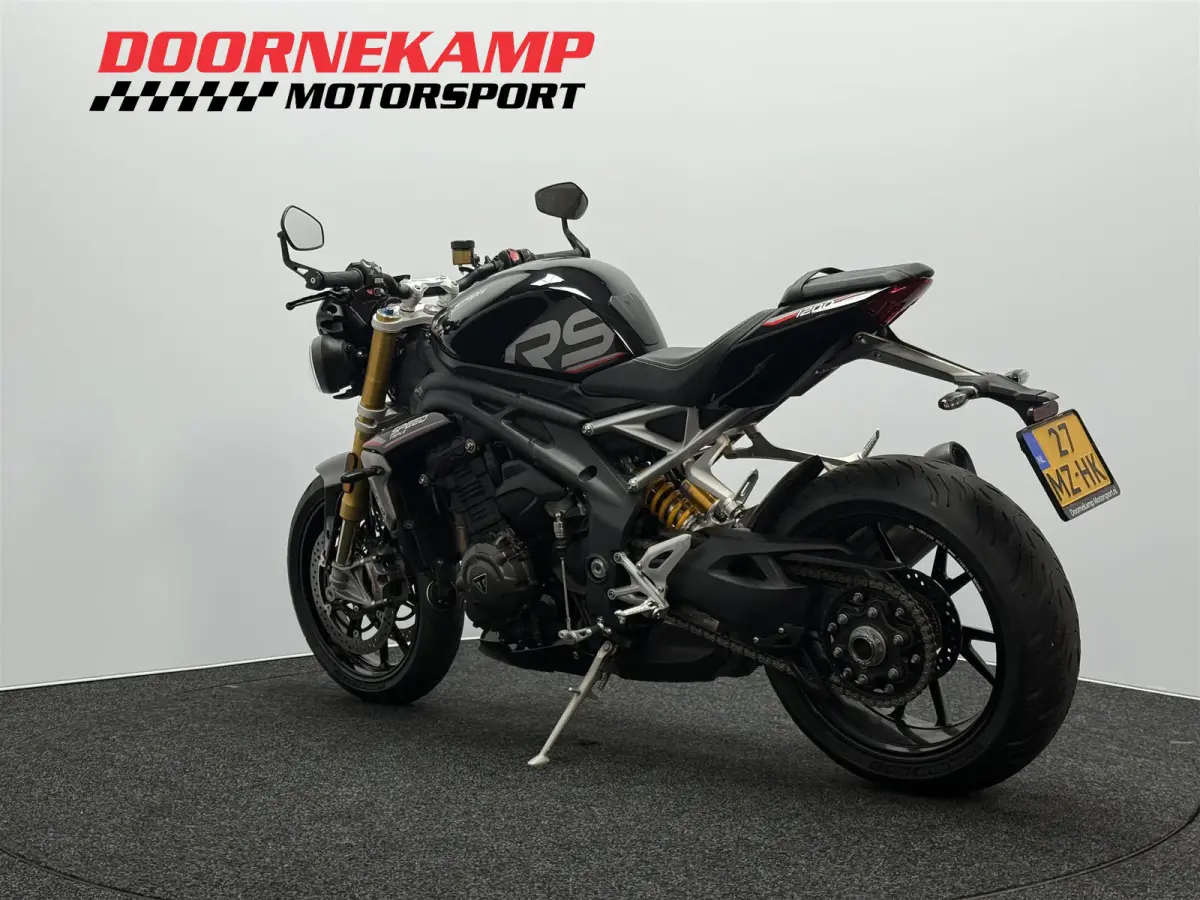 1200 RS