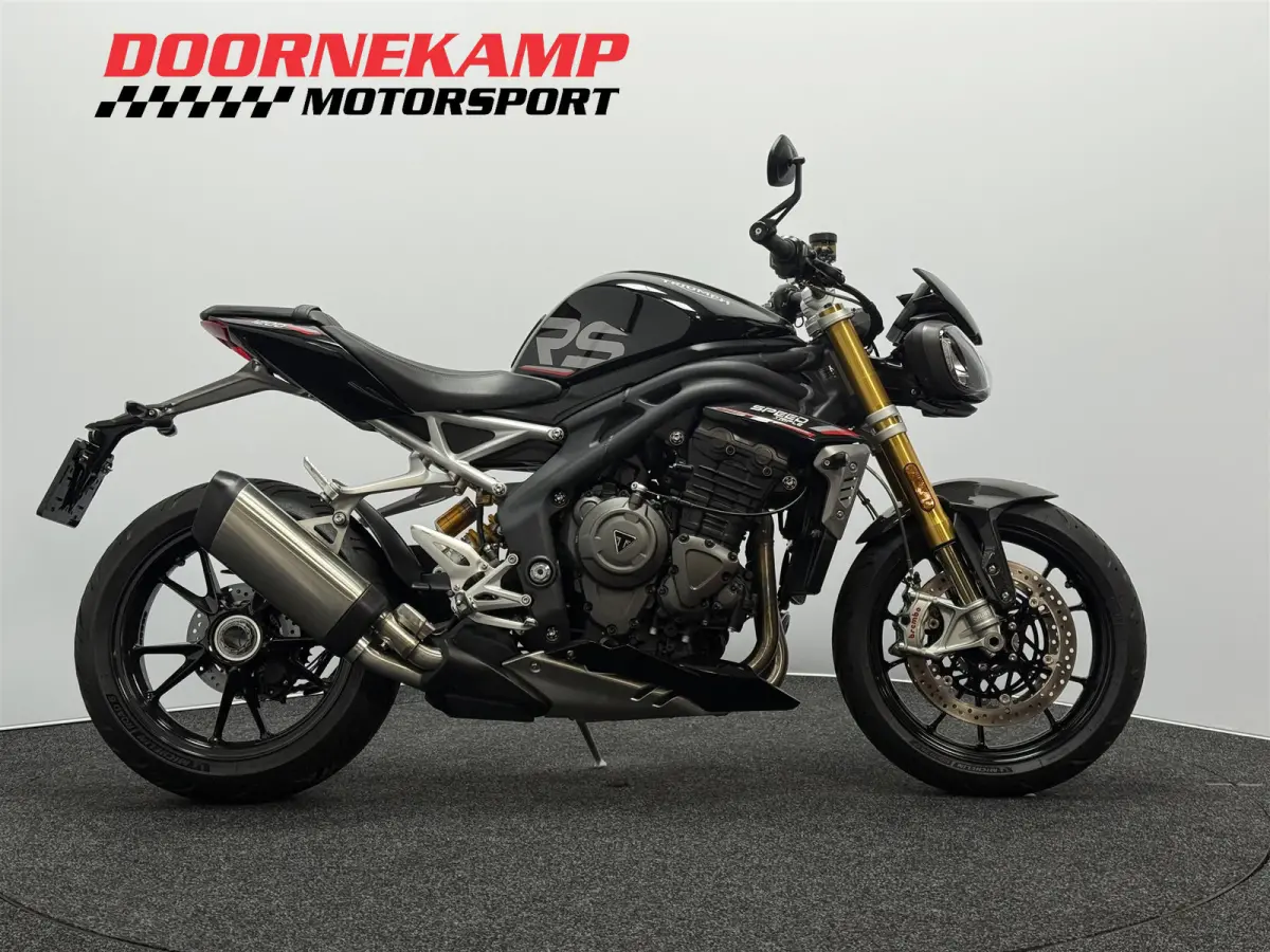 1200 RS