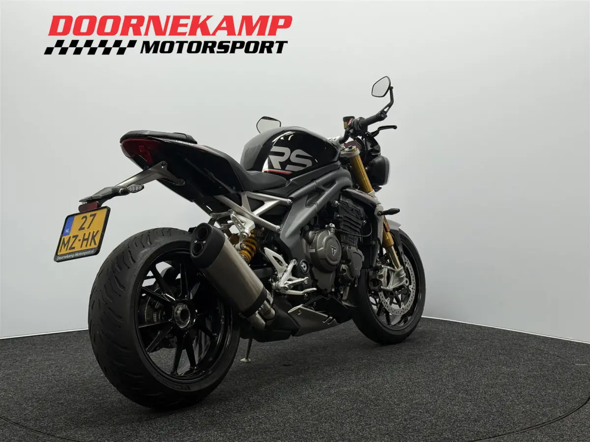 1200 RS