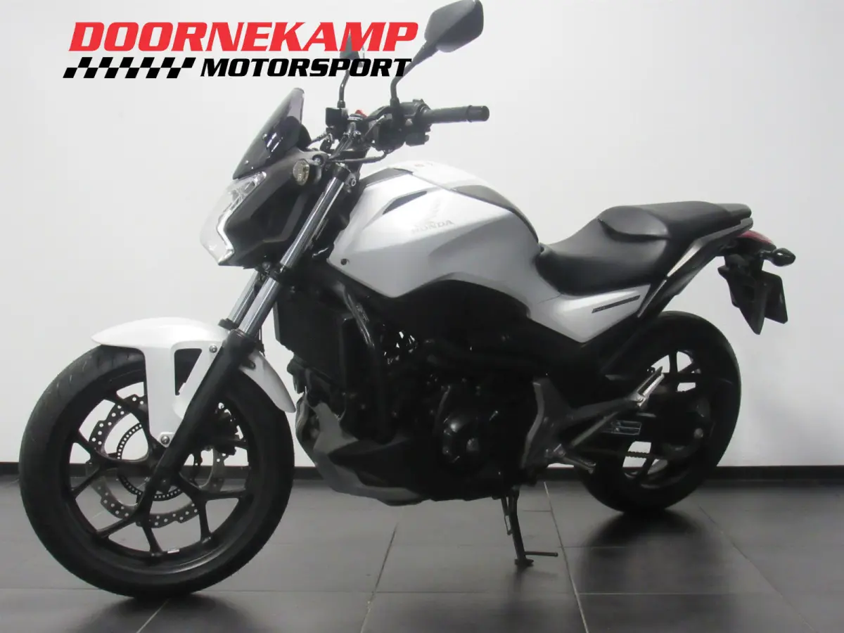 NC 750 S DCT