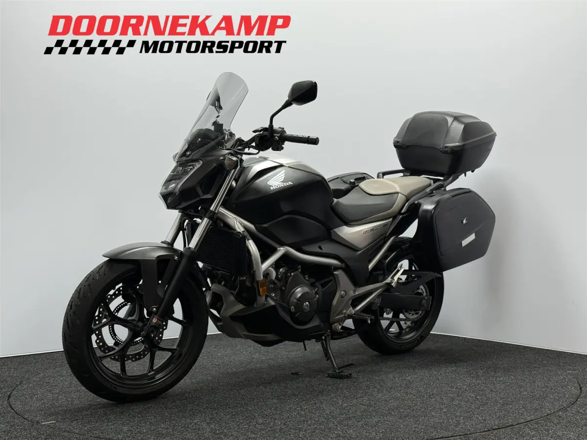 NC 750 S DCT