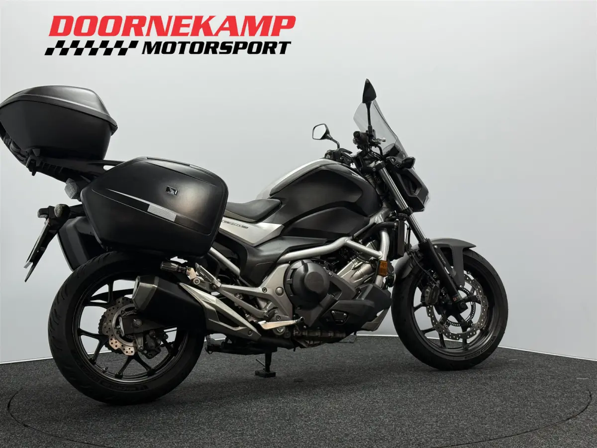 NC 750 S DCT
