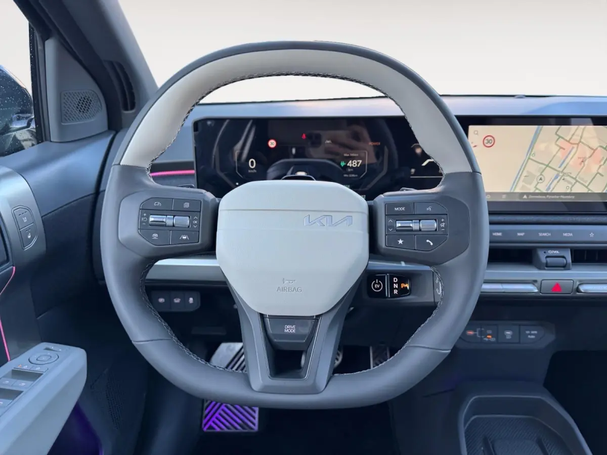 GT-Line Dark Edition 81.4 kWh | cruise Control Adaptief | carplay | Navigatie | Climate control | Stoel verwarming voor + achter | Pakeersensoren voor + achter | Parkeercamera achter | LM Ve