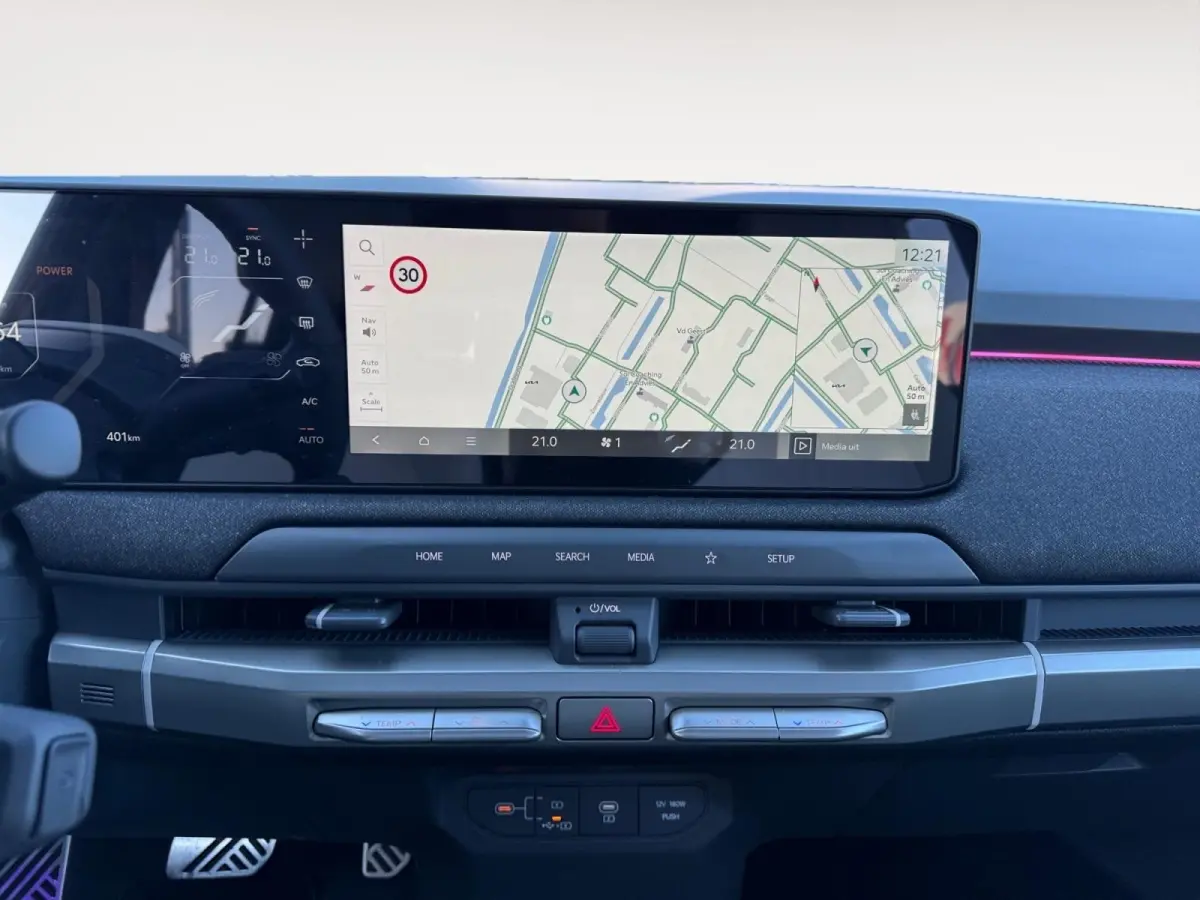 GT-Line Dark Edition 81.4 kWh | cruise Control Adaptief | carplay | Navigatie | Climate control | Stoel verwarming voor + achter | Pakeersensoren voor + achter | Parkeercamera achter | LM Ve
