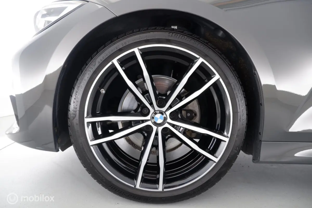 320i M Sport Executive Edition ShadowLine|nav|alcantara|19inch