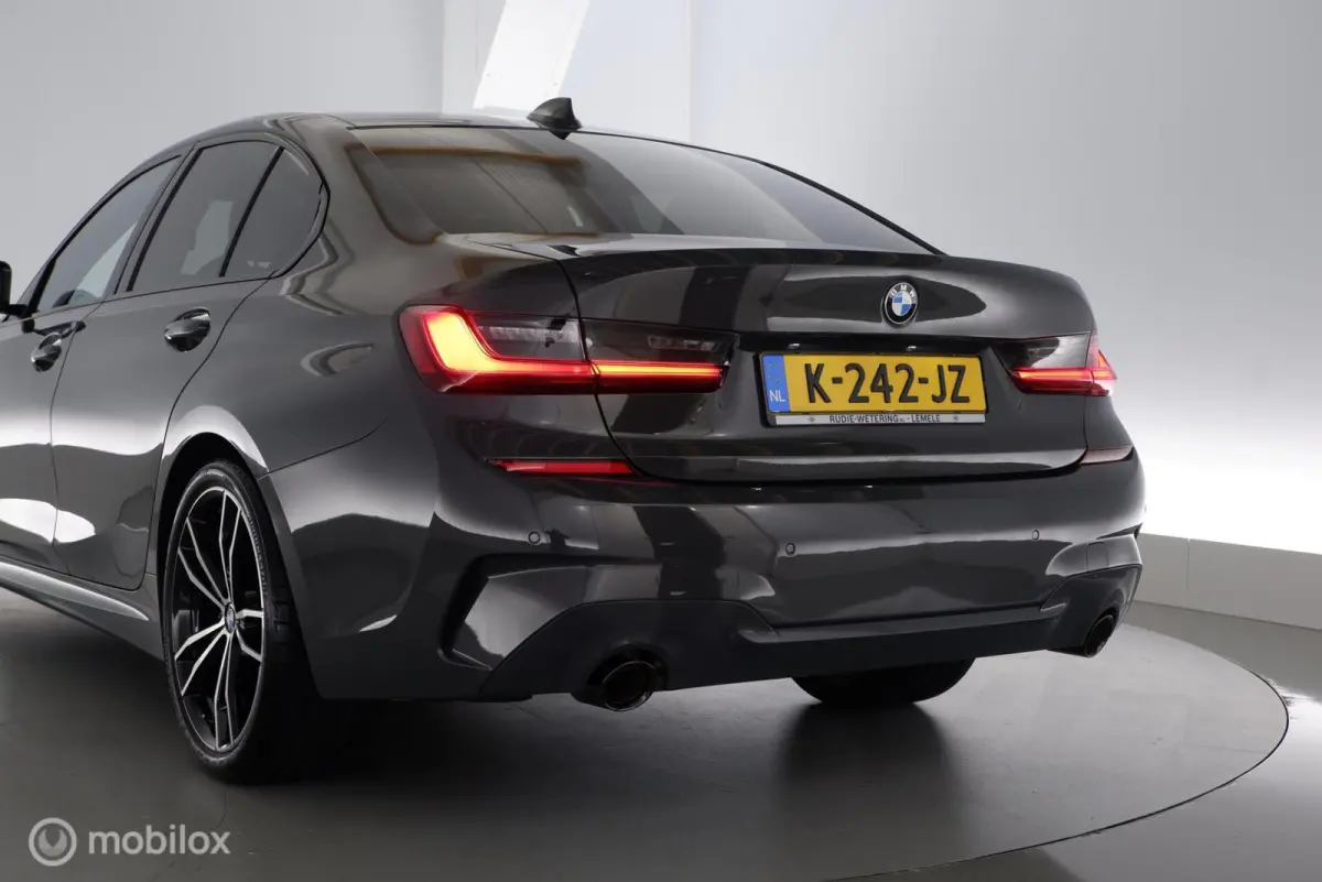 320i M Sport Executive Edition ShadowLine|nav|alcantara|19inch