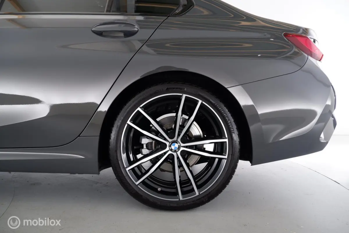320i M Sport Executive Edition ShadowLine|nav|alcantara|19inch