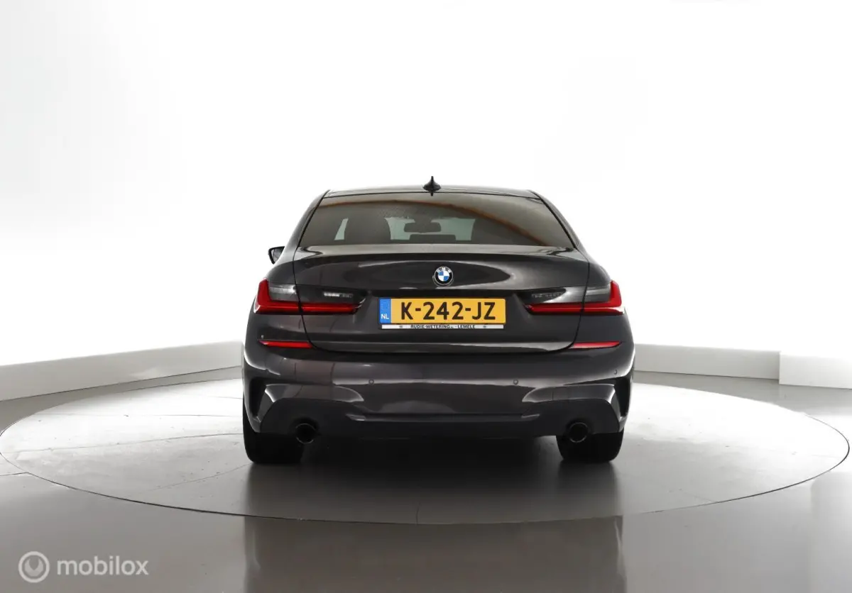 320i M Sport Executive Edition ShadowLine|nav|alcantara|19inch