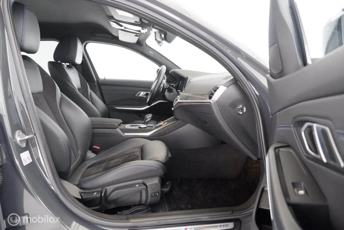 320i M Sport Executive Edition ShadowLine|nav|alcantara|19inch