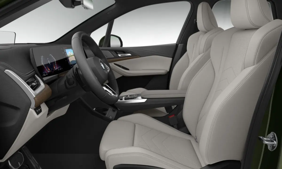 225e xDrive M Sportpakket | Travel-pakket | Comfort Pack | Innovation Pack |