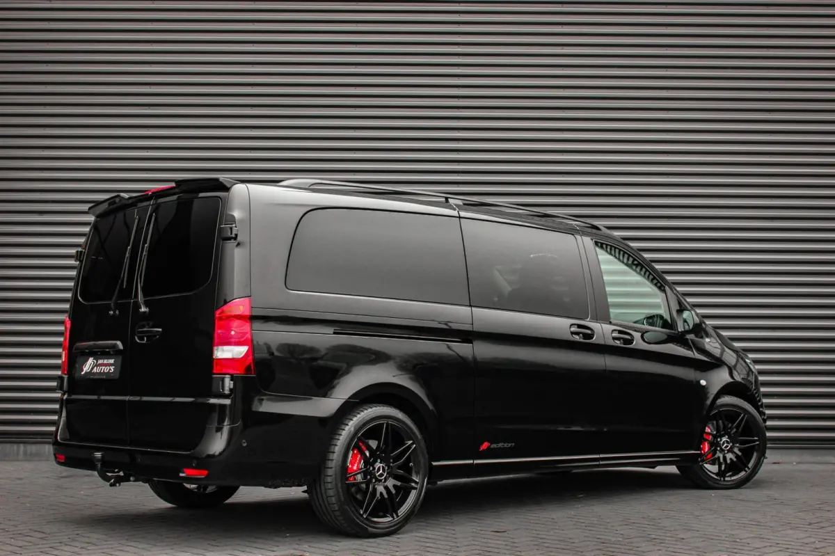 119 CDI L3 SPORT DUBBEL CABINE / DC / BPM VRIJ / FULL BLACK / 2X SCHUIFDEUREN / AMG / VERLAAGD / APPLE CARPLAY