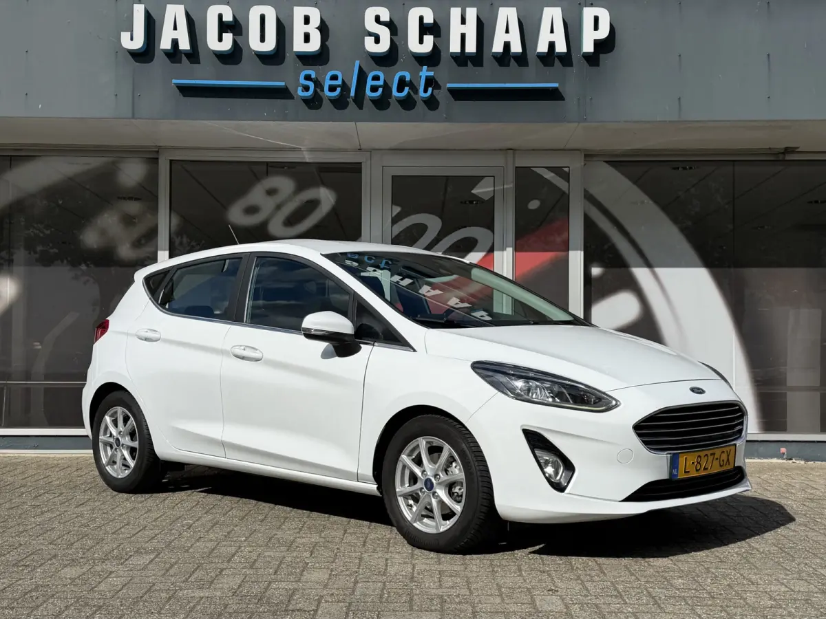1.0 EcoBoost Hybrid Titanium / Cruise / Airco / Carplay / Keyless / Lane assist