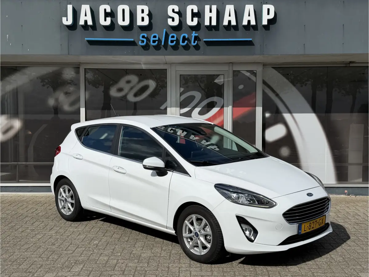 1.0 EcoBoost Hybrid Titanium / Cruise / Airco / Carplay / Keyless / Lane assist