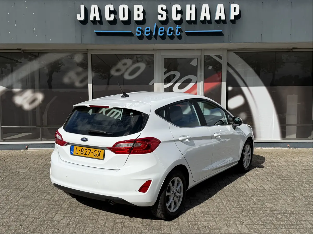 1.0 EcoBoost Hybrid Titanium / Cruise / Airco / Carplay / Keyless / Lane assist