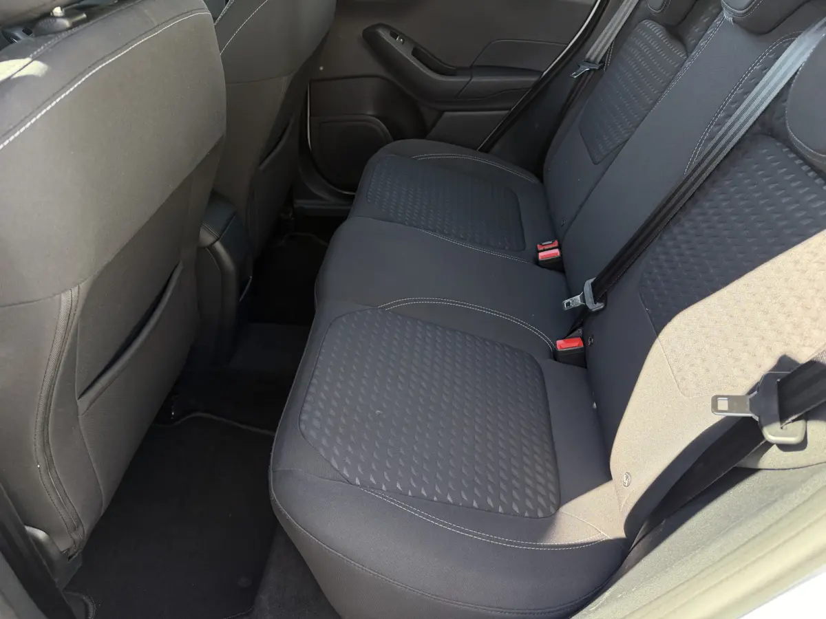 1.0 EcoBoost Hybrid Titanium / Cruise / Airco / Carplay / Keyless / Lane assist