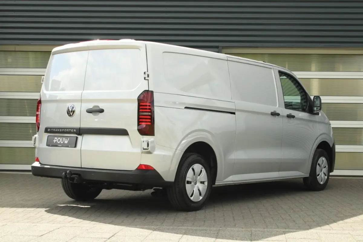 34 218pk L2H1 Life 64 kWh | Trekhaak | Zit Pakket