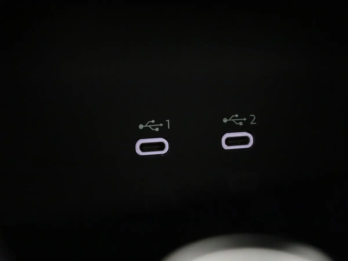 40 TFSI e Advanced edition l Adaptive cruise control l Elektr. instel. bestuurd.stoel l Stoelverwarming l Navigatie l Climate control l Achteruitrijcamera l Trekhaak l LED-koplampen l Audi s