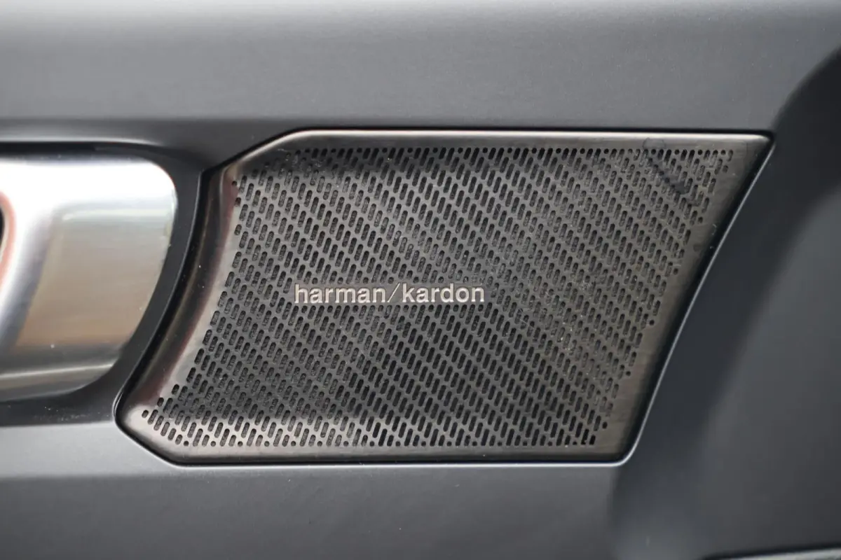 T4 Inscription | Stoelverwarming | Parkeercamera | Panoramadak | H/K | Leder | Keyless