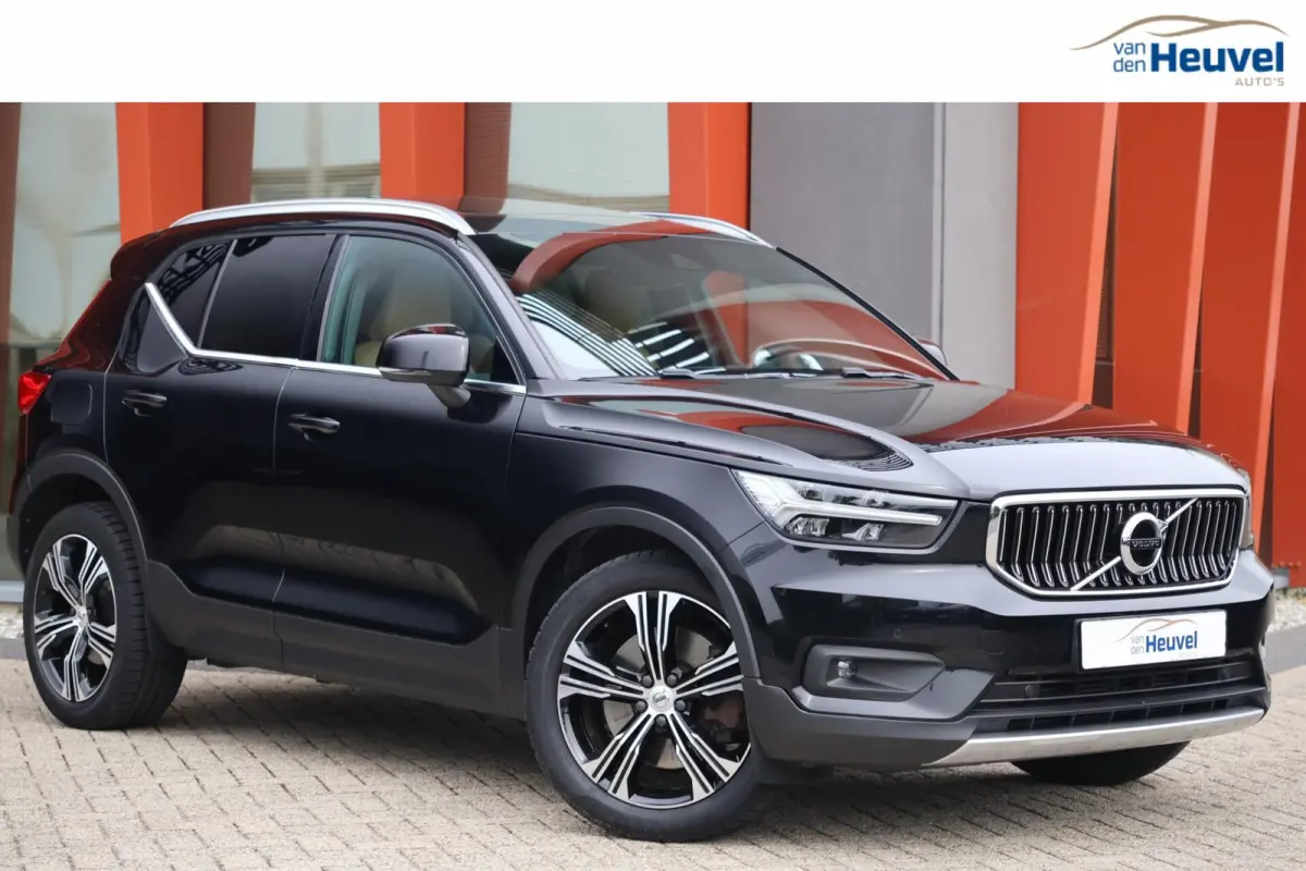 T4 Inscription | Stoelverwarming | Parkeercamera | Panoramadak | H/K | Leder | Keyless