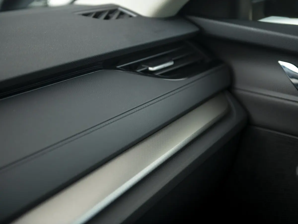 1.0 TSI Business Edition | Navi & Apple Carplay / Anroid Auto | LED | Elektr. achterklep