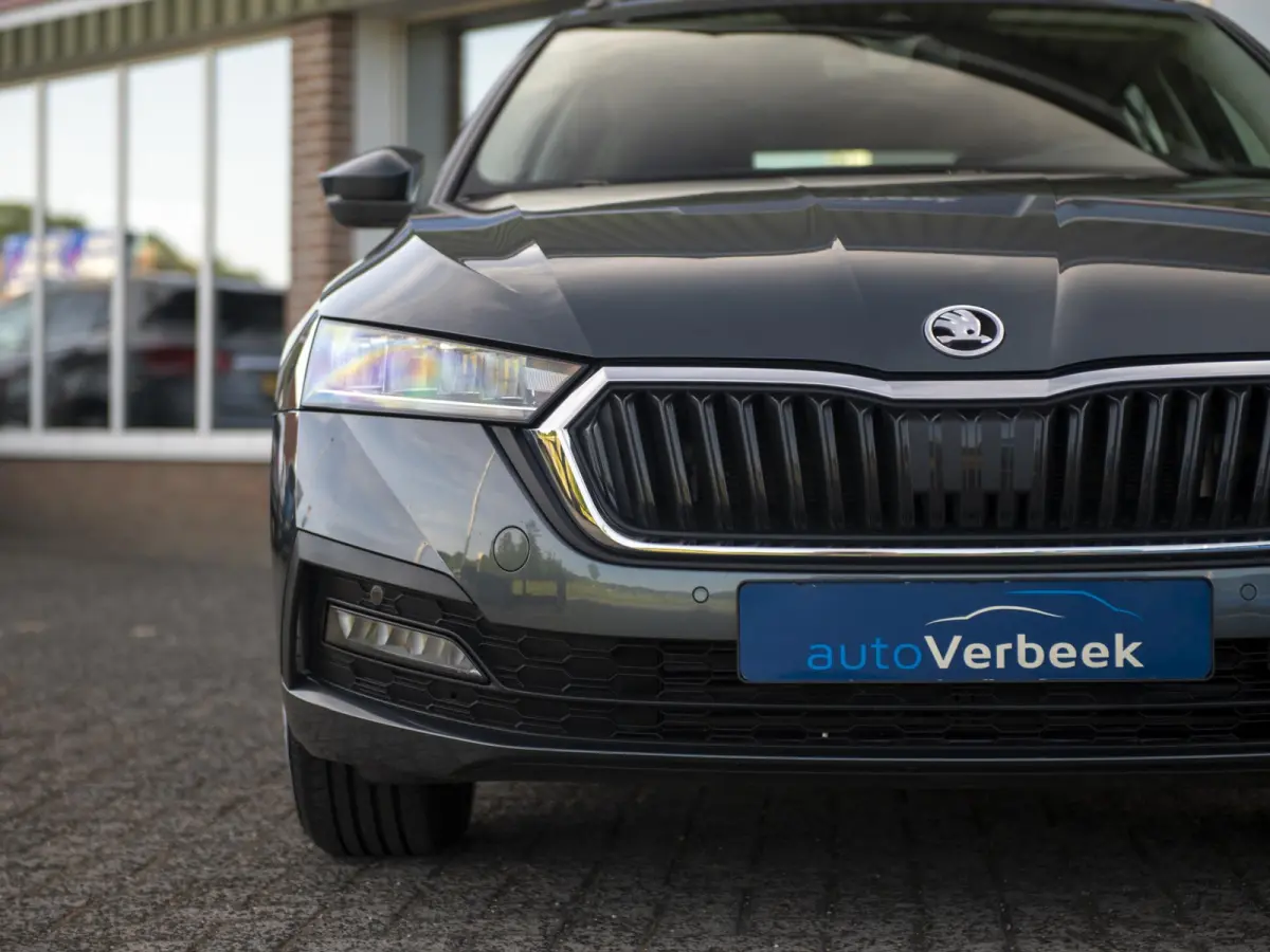 1.0 TSI Business Edition | Navi & Apple Carplay / Anroid Auto | LED | Elektr. achterklep