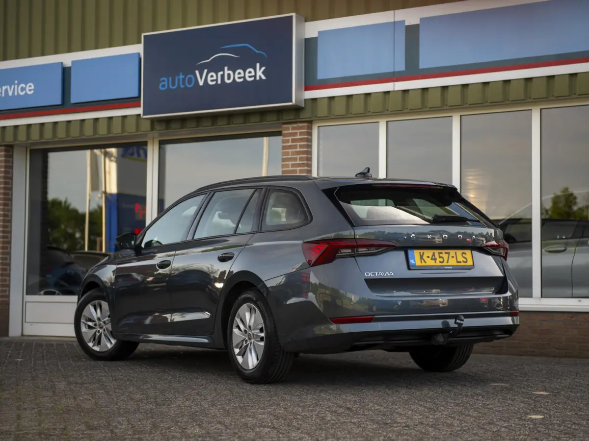 1.0 TSI Business Edition | Navi & Apple Carplay / Anroid Auto | LED | Elektr. achterklep