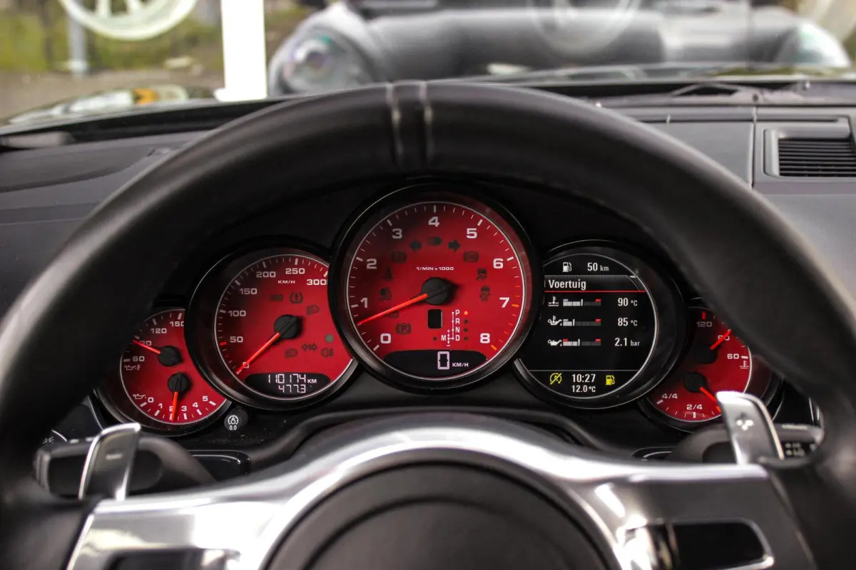3.6 4 | NL auto | Sport Chrono Plus | BOSE audio | Xenon PDLS | PASM | Comfortstoelen | Memory | Navigatie | Camera | Launch control | Sportuitlaat | Trekhaak