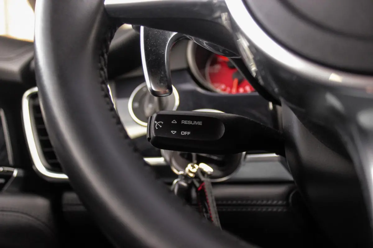 3.6 4 | NL auto | Sport Chrono Plus | BOSE audio | Xenon PDLS | PASM | Comfortstoelen | Memory | Navigatie | Camera | Launch control | Sportuitlaat | Trekhaak