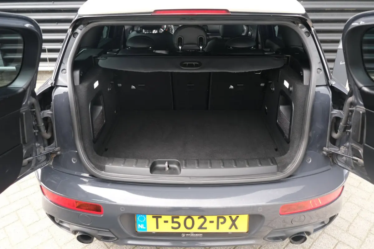 Mini 2.0 AUT John Cooper Works ALL4 Chili Pano Navi PDC Leder Harman/Kardon